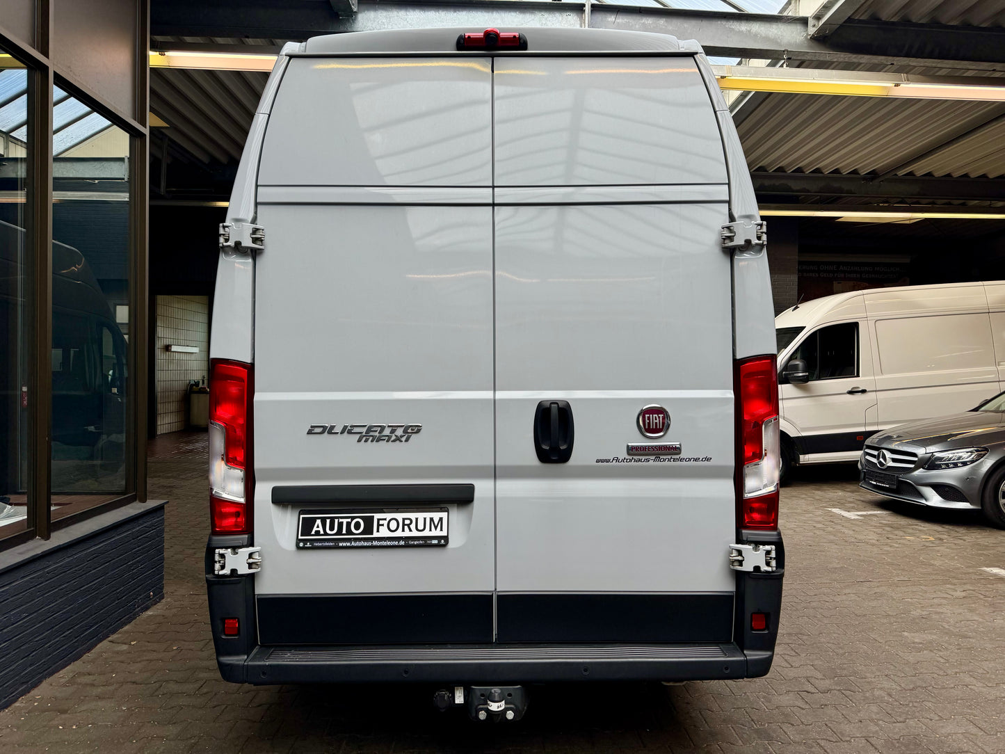 Fiat Ducato 2.2 D L5H3 MAXI AHK KLIMA CAM 3SITZE 3,5t
