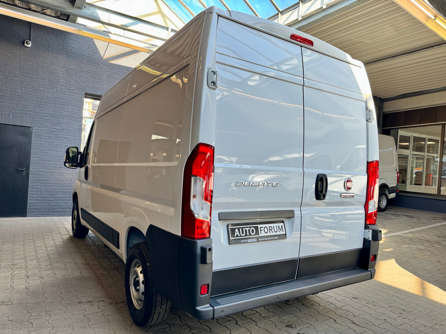 Fiat Ducato 2.2 D L2H2 KLIMAAUT CARPLAY PDC AHK 3STZ