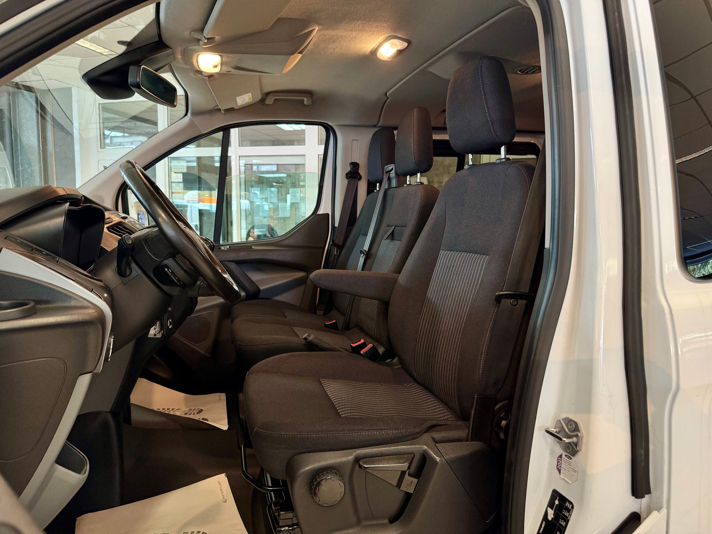 Ford Transit Custom 2.0 D L2 9STZ AHK KLIMA ACC CAM