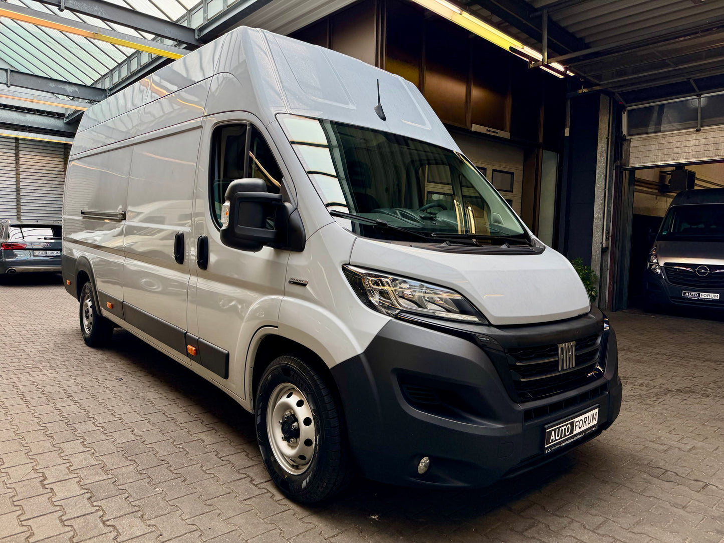 Fiat Ducato 2.2 D L5H3 MAXI AHK KLIMA CAM 3SITZE 3,5t