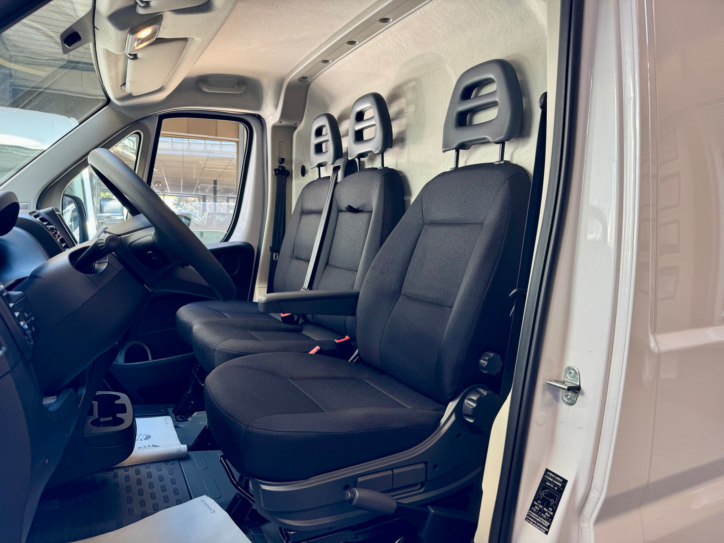 Fiat Ducato 2.2 D L2H2 KLIMAAUT CARPLAY PDC AHK 3STZ