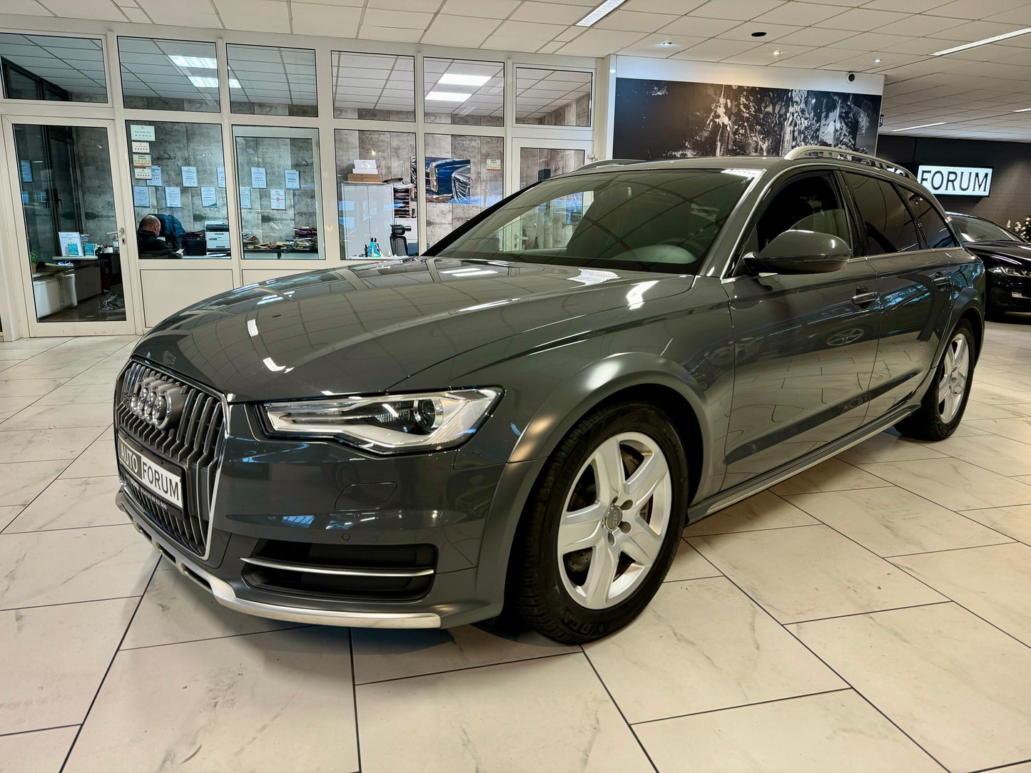 A6 Allroad 3.0 TDI NARDOGRAU LEDER AHK CAM PDC