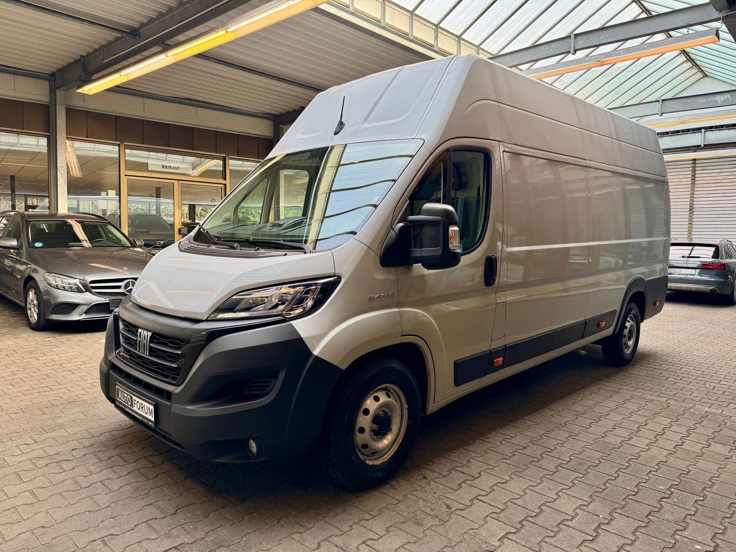 Fiat Ducato 2.2 D L5H3 MAXI AHK KLIMA CAM 3SITZE 3,5t