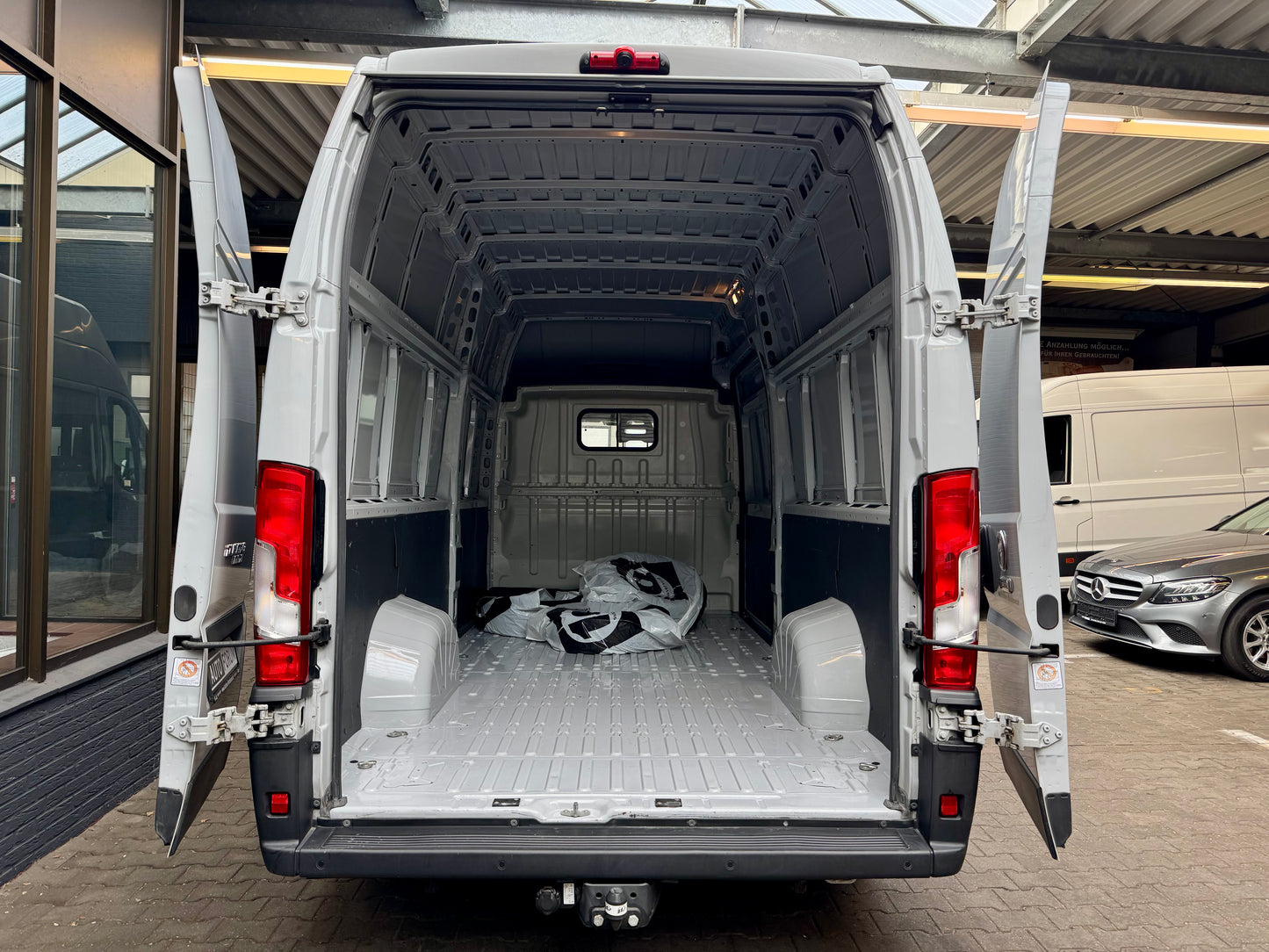 Fiat Ducato 2.2 D L5H3 MAXI AHK KLIMA CAM 3SITZE 3,5t