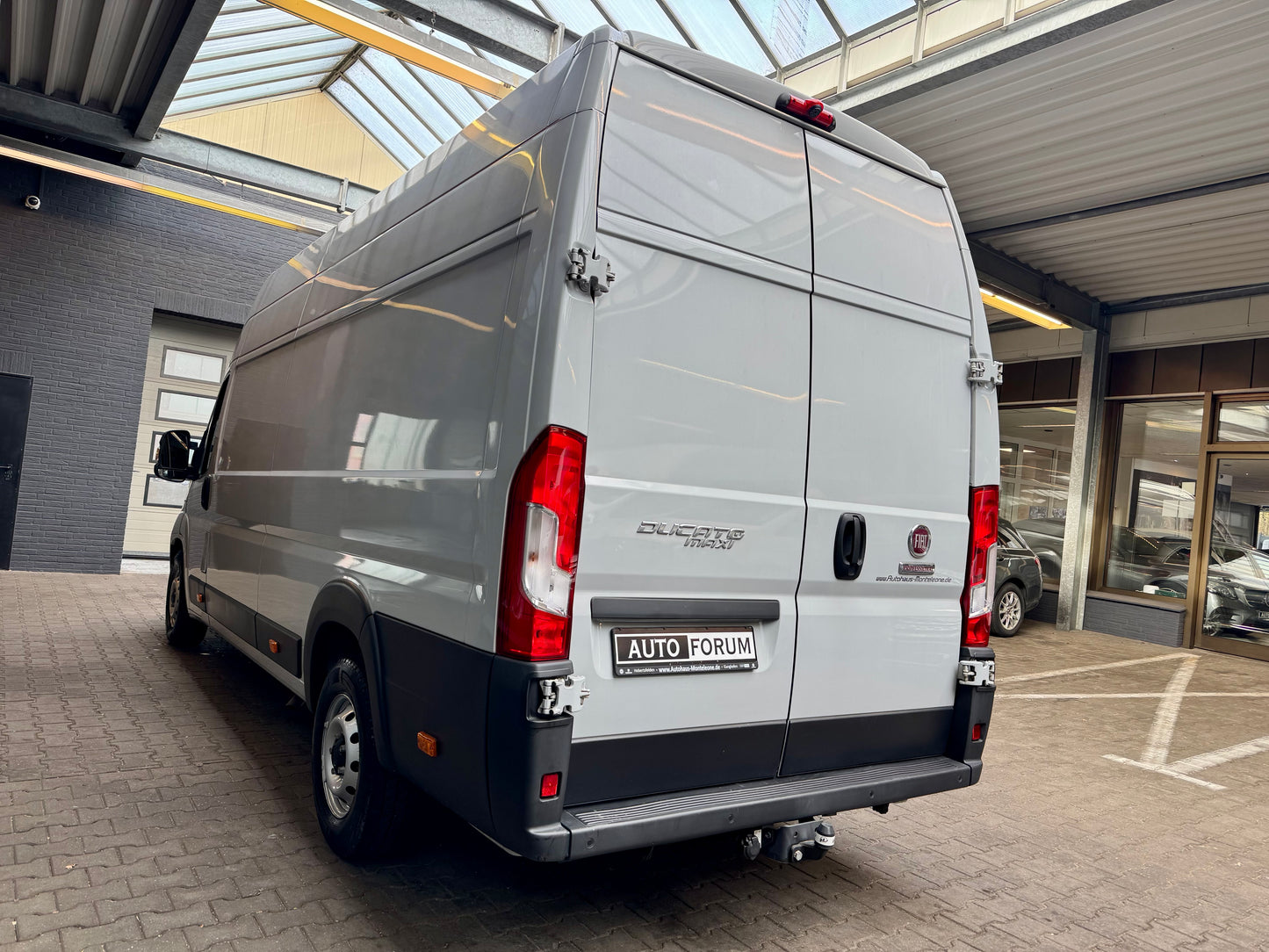 Fiat Ducato 2.2 D L5H3 MAXI AHK KLIMA CAM 3SITZE 3,5t
