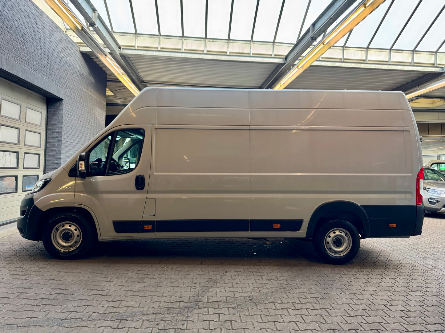 Fiat Ducato 2.2 D L5H3 MAXI AHK KLIMA CAM 3SITZE 3,5t