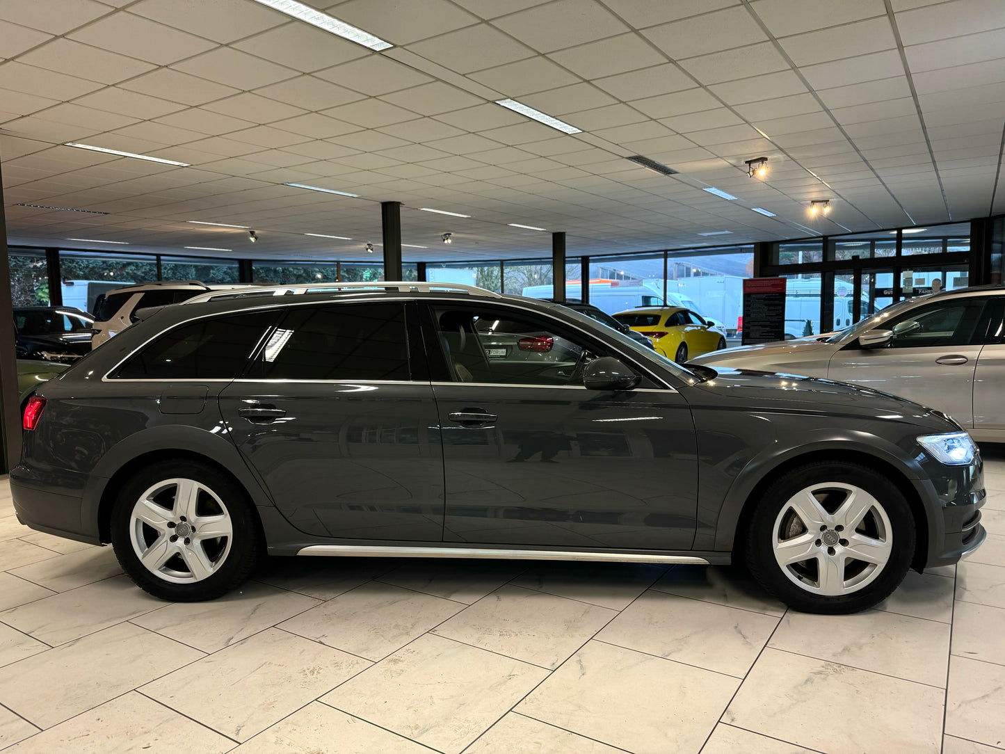A6 Allroad 3.0 TDI NARDOGRAU LEDER AHK CAM PDC