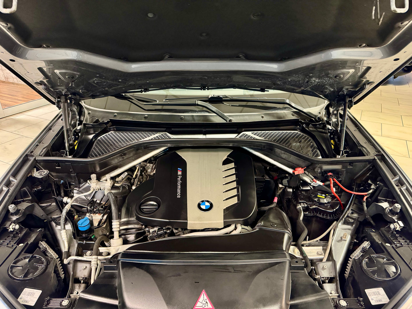 BMW X5 M50d LEDER AHK HEADUP PANO ACC SOFTCLOSE H/K