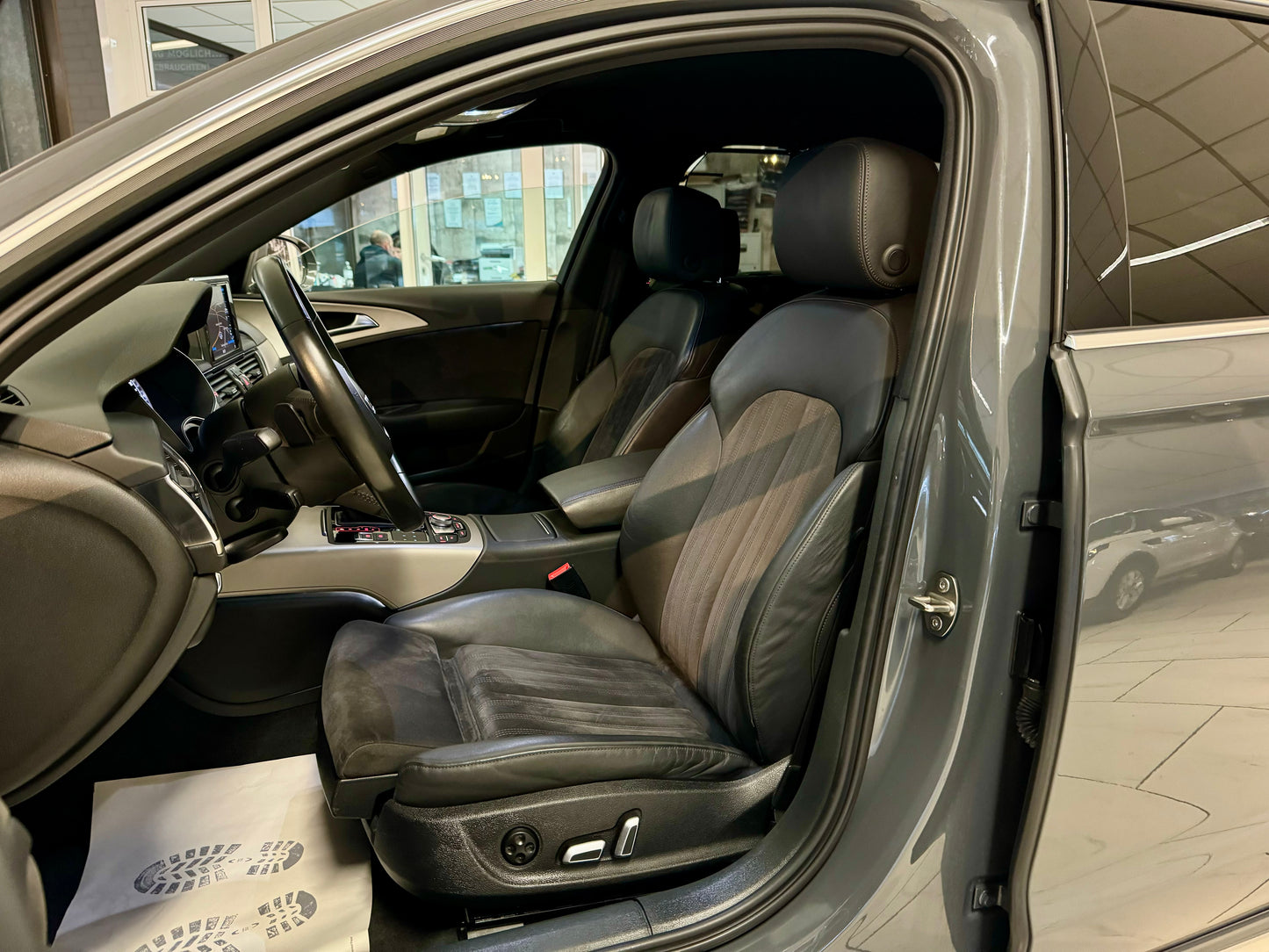 A6 Allroad 3.0 TDI NARDOGRAU LEDER AHK CAM PDC