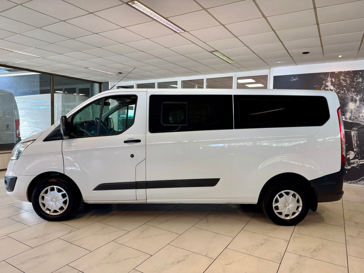 Ford Transit Custom 2.0 D L2 9STZ AHK KLIMA ACC CAM