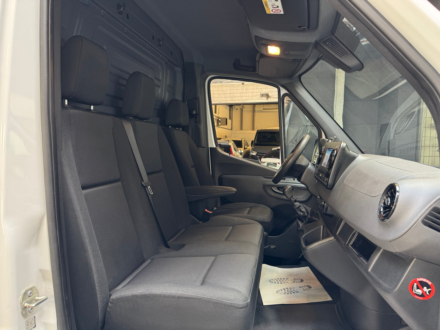 Mercedes-Benz Sprinter 314 CDI L2H2 3,5t NAVI KLIMA AHK KAMERA