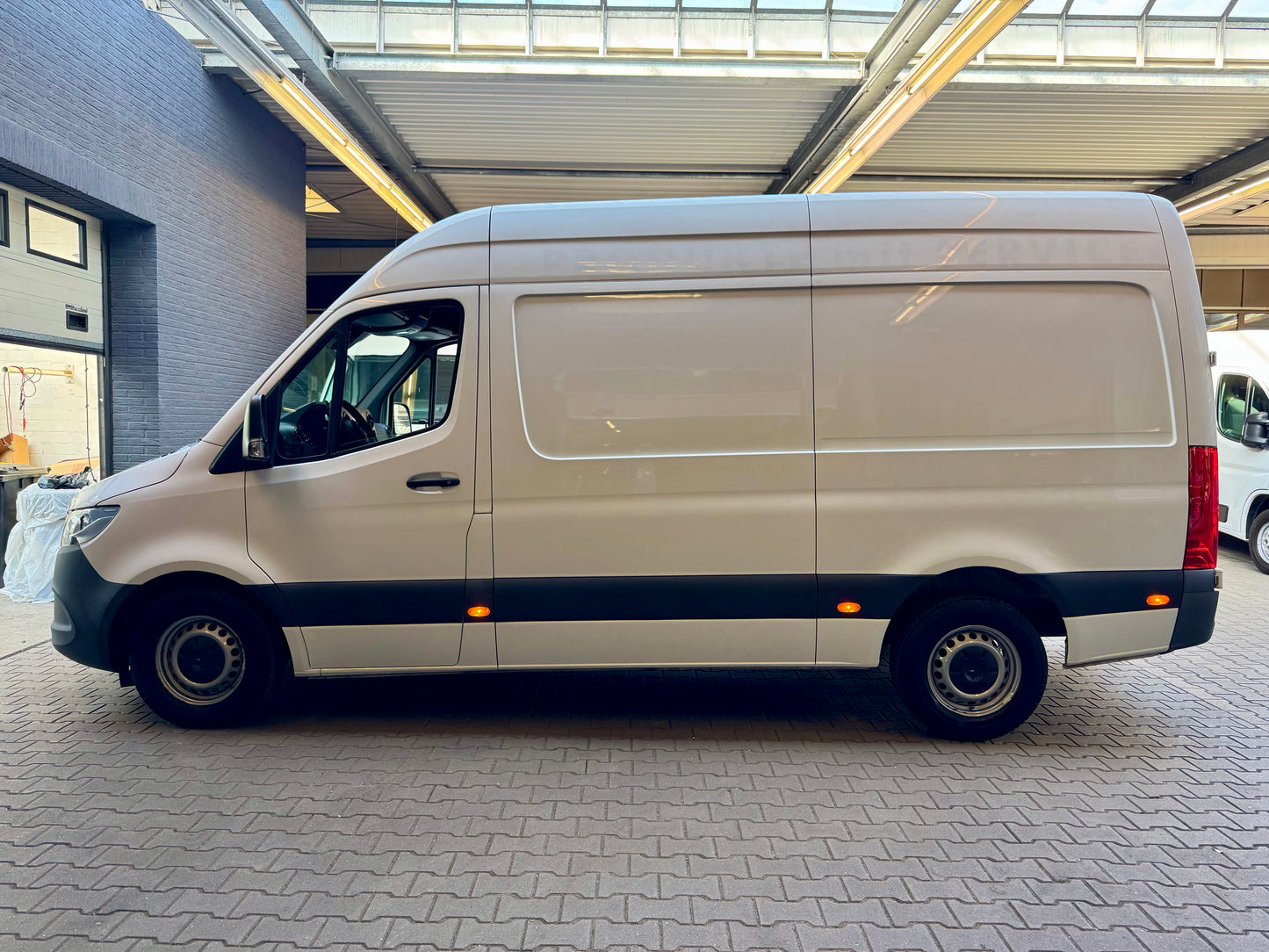 Mercedes-Benz Sprinter 314 CDI L2H2 3,5t NAVI KLIMA AHK KAMERA