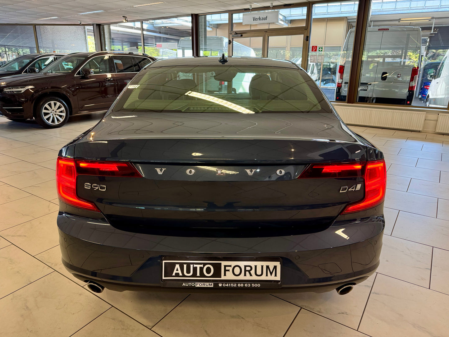 Volvo S90 2.0 D4 AUT NAVI LEDER CAM LED SHZ PDC MEMORY