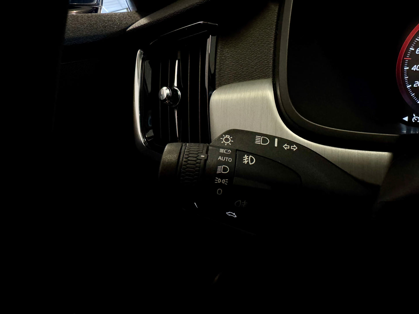 Volvo S90 2.0 D4 AUT NAVI LEDER CAM LED SHZ PDC MEMORY