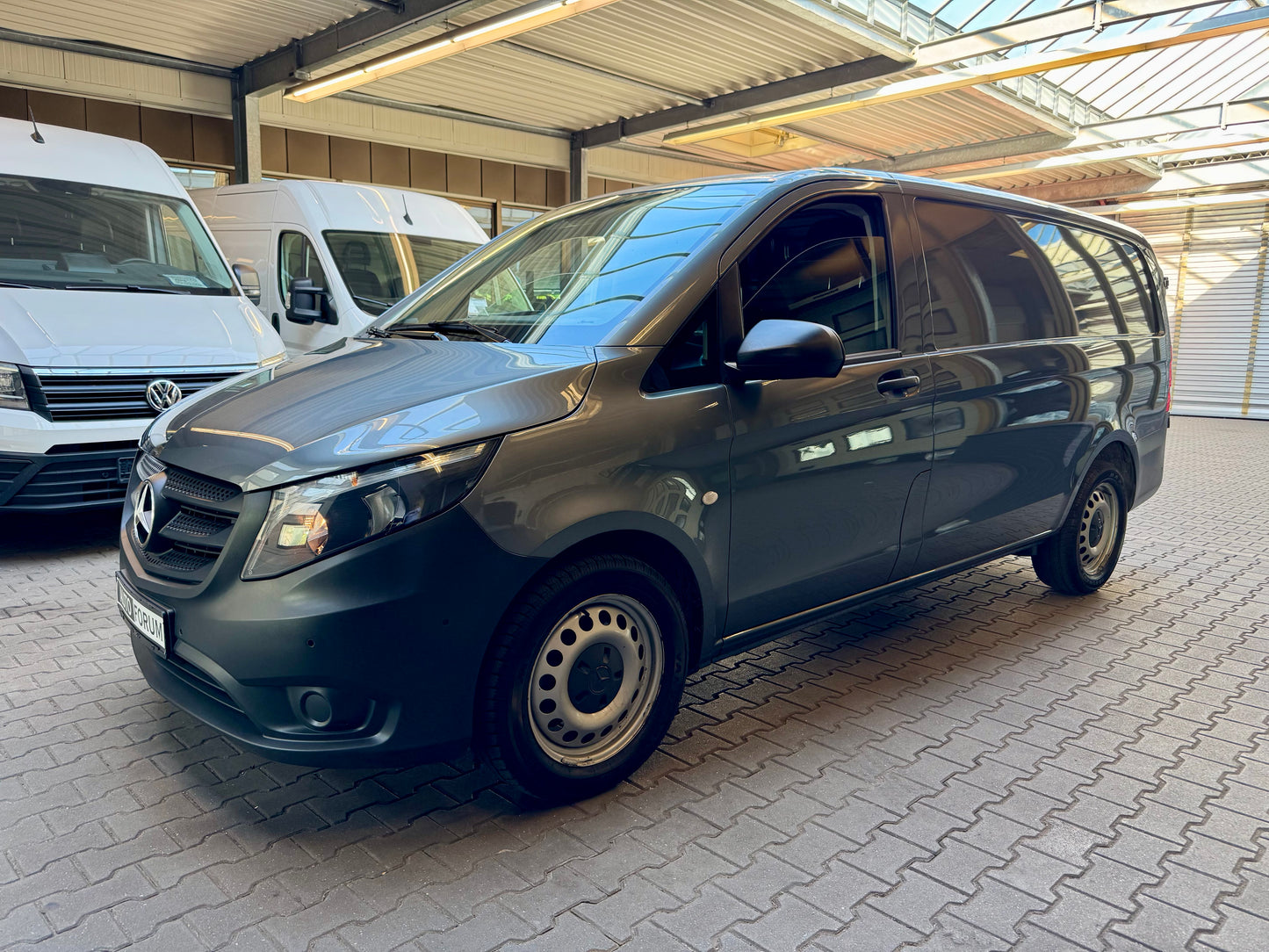 Mercedes-Benz Vito 110 CDI L2 LANG SORTIMO WERKSTATT KLIMA AHK