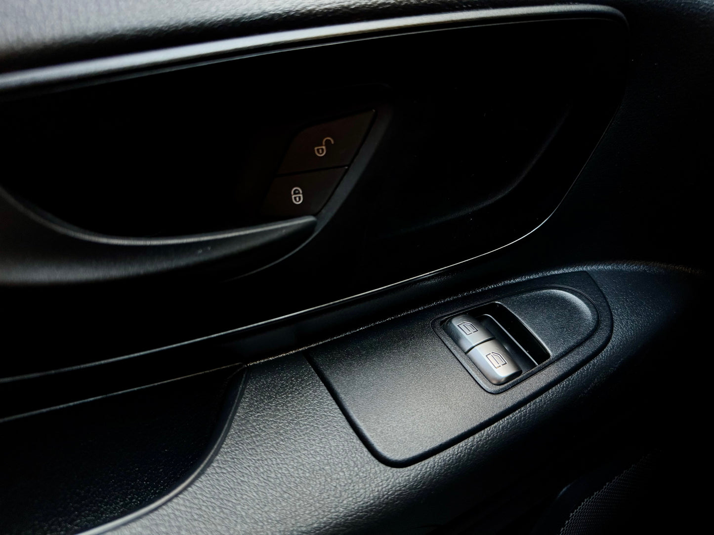 Mercedes-Benz Vito 110 CDI L2 LANG SORTIMO WERKSTATT KLIMA AHK