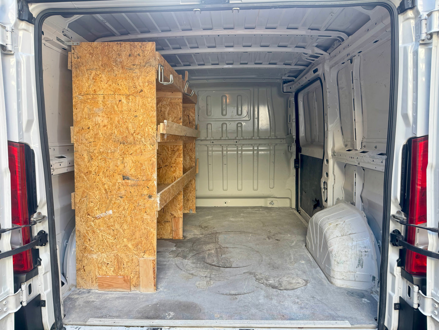 Peugeot Boxer 2.2 HDi L1H1 3,3t KLIMA NAVI 3-SITZER PDC
