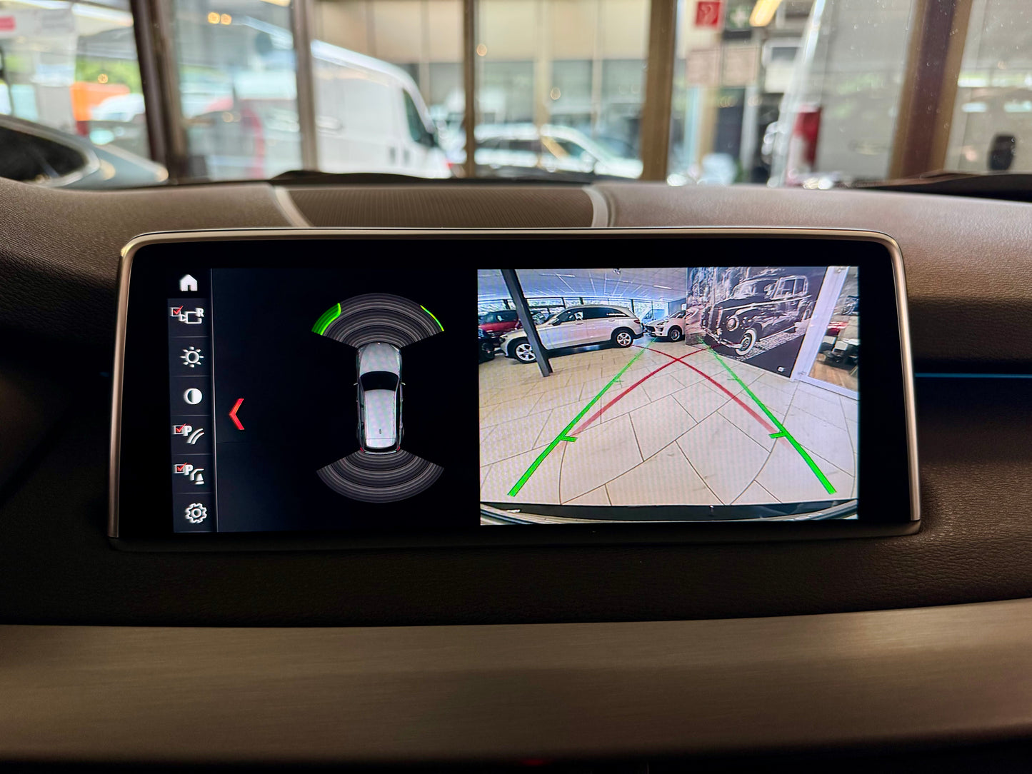 BMW X5 50i xDrive LEDER AUT NAVI CAM ACC SHZ PDC LED