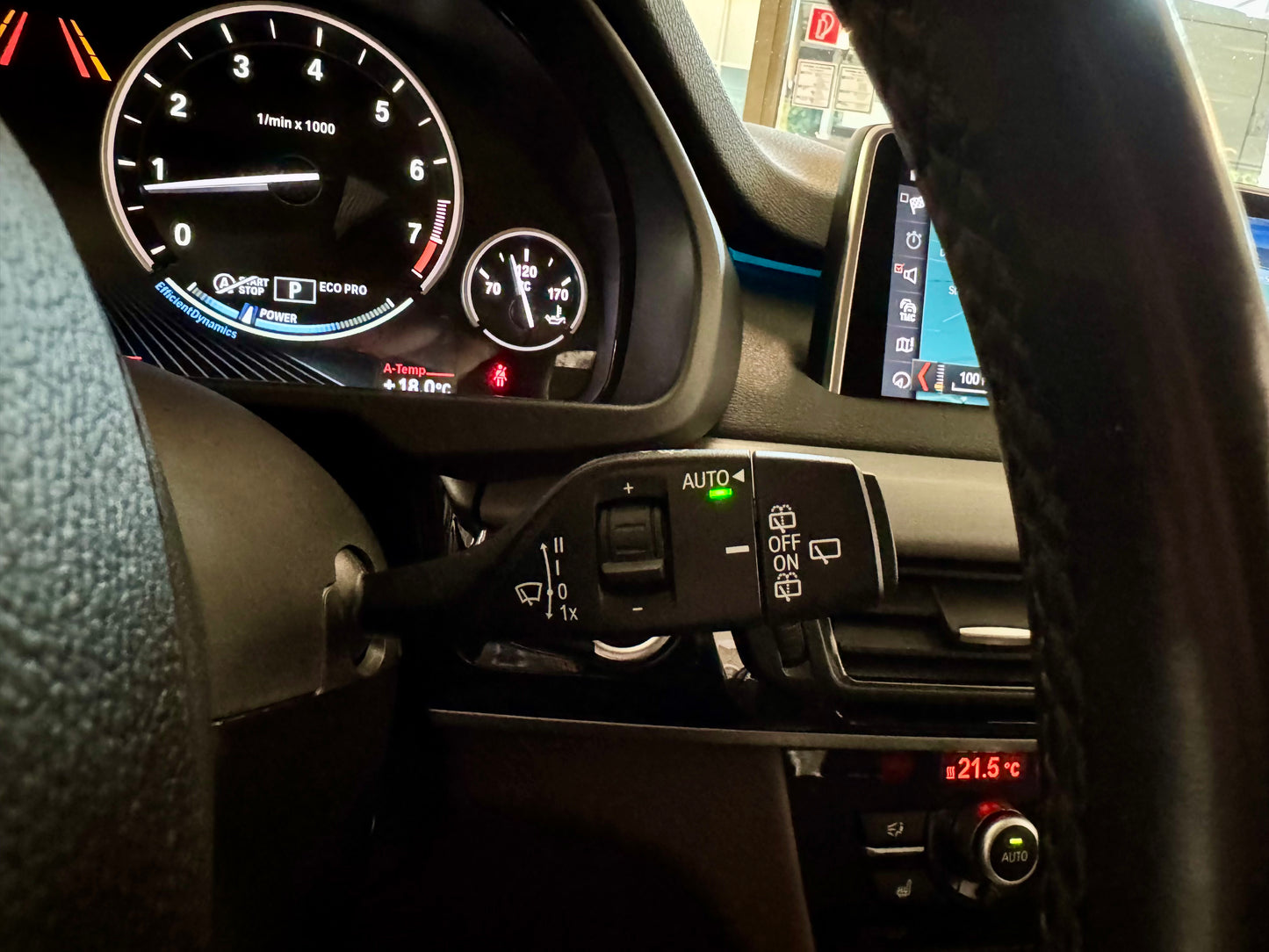 BMW X5 50i xDrive LEDER AUT NAVI CAM ACC SHZ PDC LED
