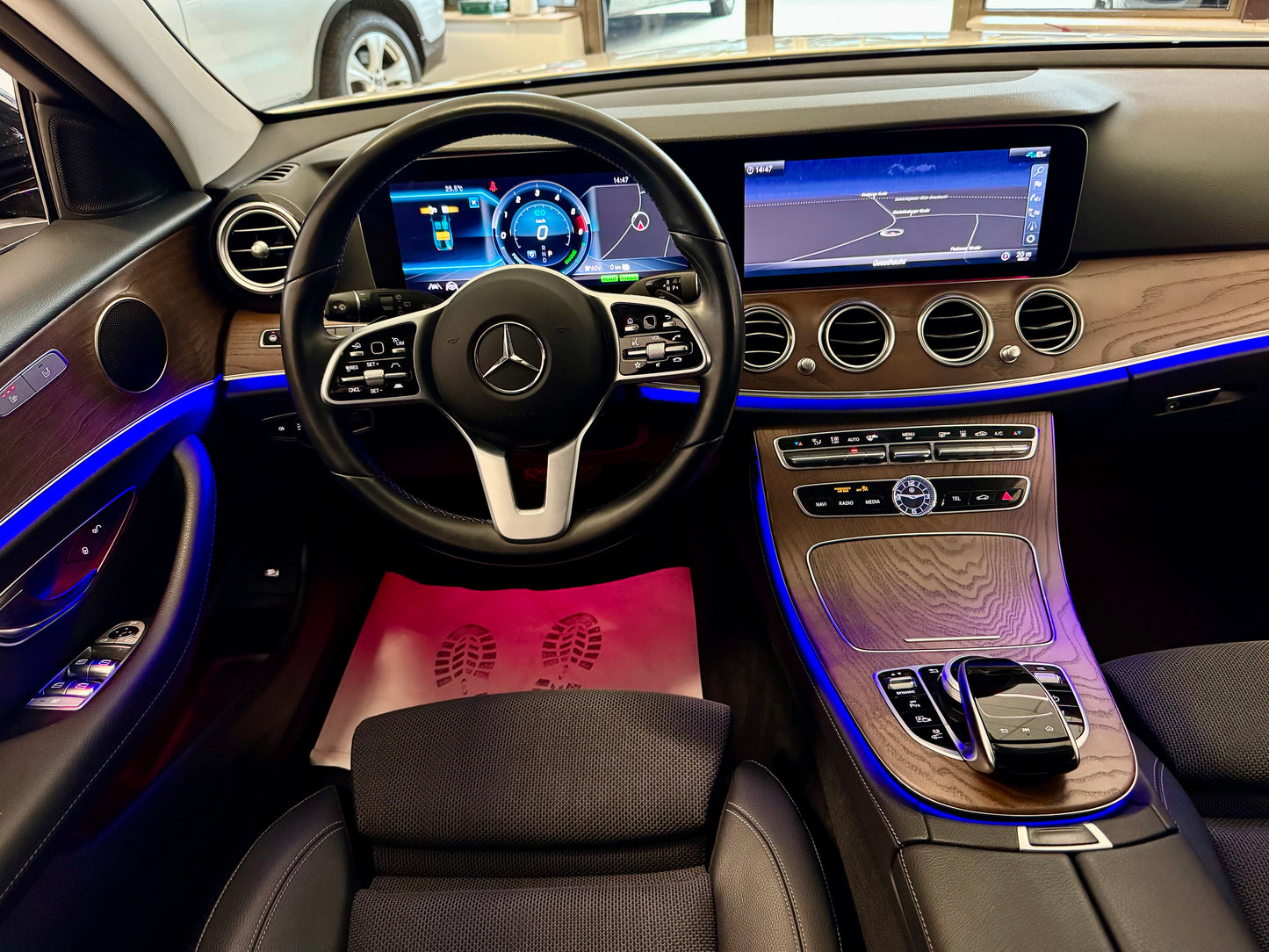 Mercedes-Benz E 300 de AMG-LINE NIGHT WIDE LEDER LED CAM ACC
