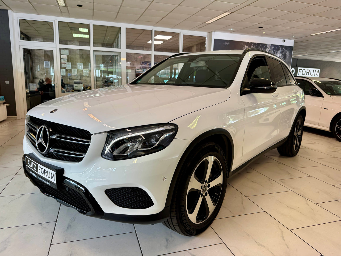 Mercedes-Benz GLC 250 4M EXCLUSIVE NIGHT LEDER NAVI AHK CAM