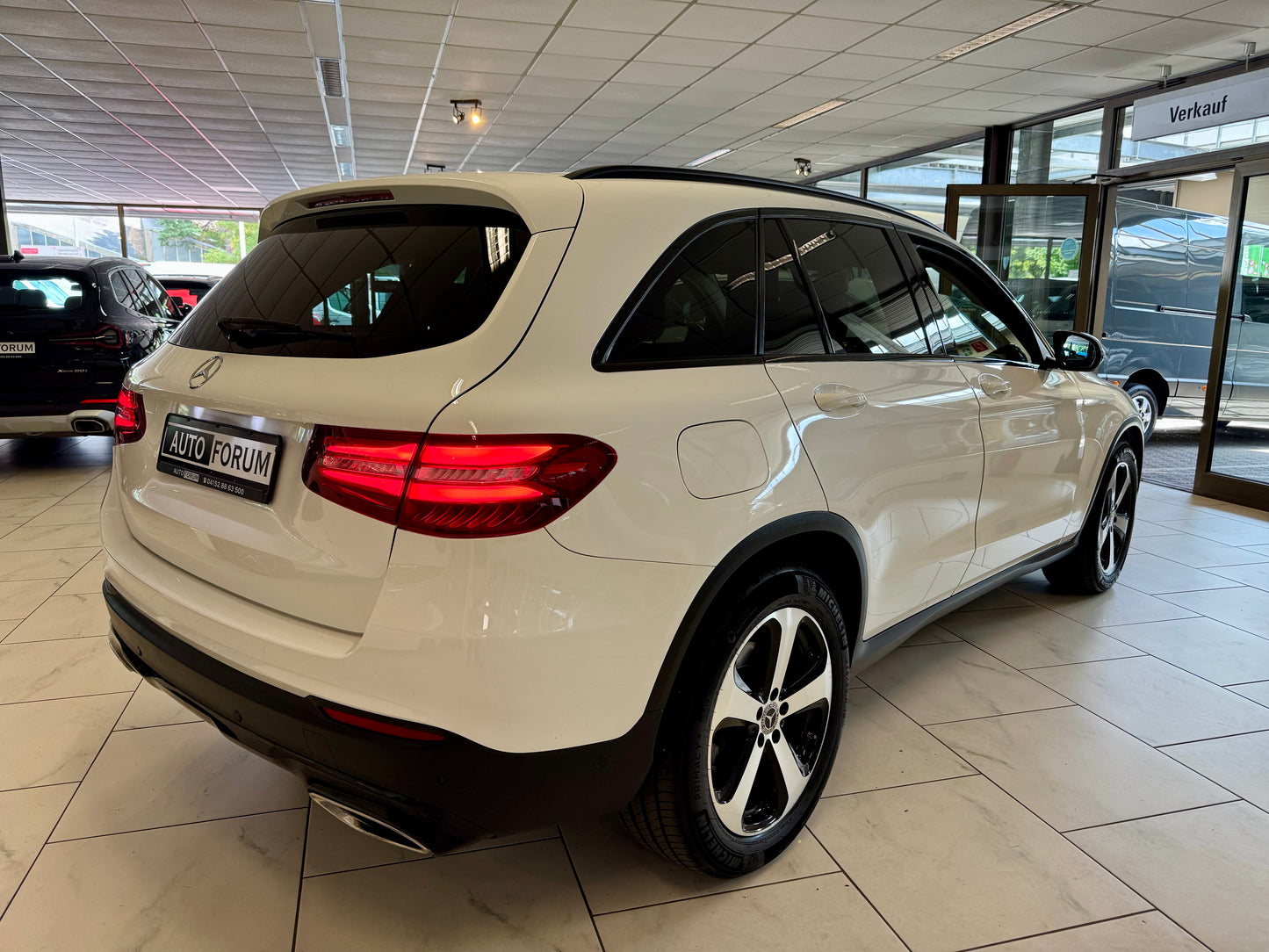 Mercedes-Benz GLC 250 4M EXCLUSIVE NIGHT LEDER NAVI AHK CAM