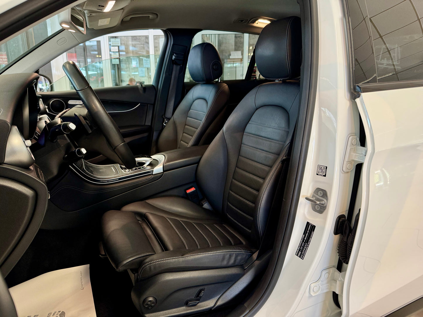Mercedes-Benz GLC 250 4M EXCLUSIVE NIGHT LEDER NAVI AHK CAM