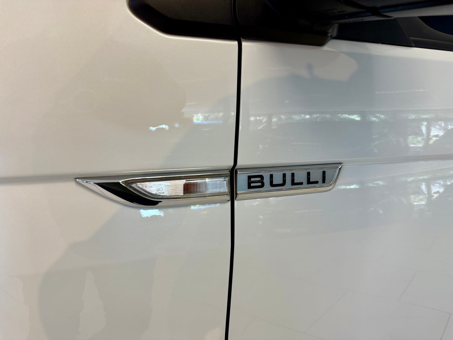 Volkswagen T6 Multivan 2.0 TDI GEN SIX LED SHZG LEDER 7SITZ