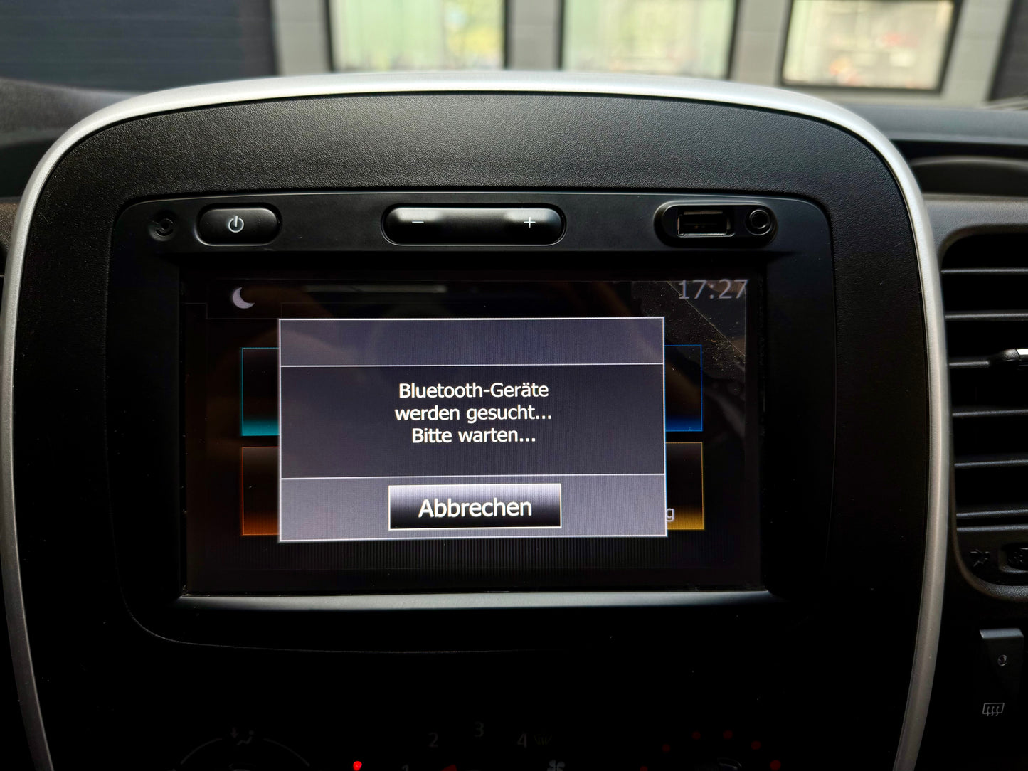 Renault Trafic 1.6 dCi L2 3,0t NAVI KLIMA AHK 3SITZE PDC
