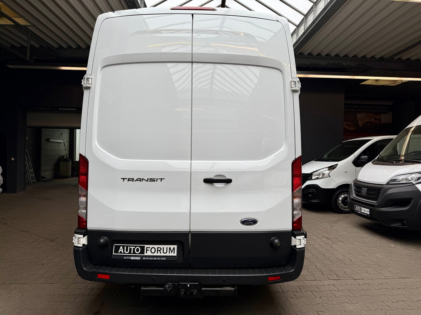 Ford Transit 2.0 D 3,5t L4H3 KLIMA PDC 3SITZE REGALE
