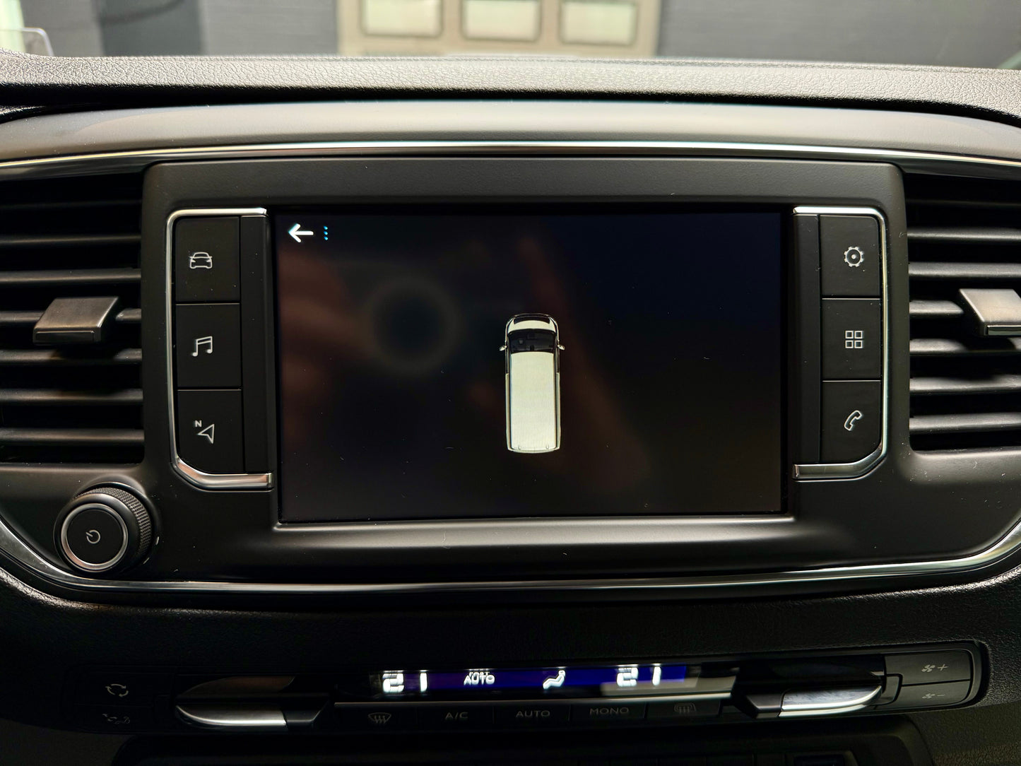 Peugeot Expert 2.0 D L2 PREMIUM AUTOMATIK AHK PDC NAVI