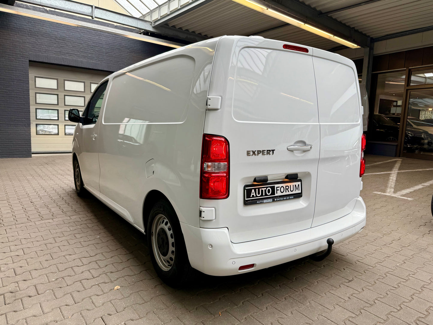 Peugeot Expert 2.0 D L2 PREMIUM AUTOMATIK AHK PDC NAVI