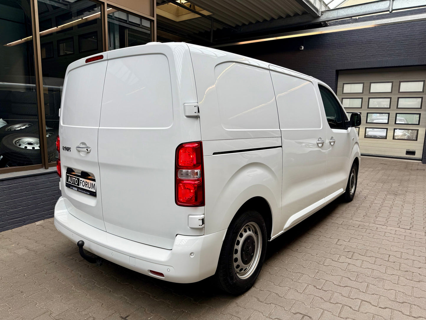 Peugeot Expert 2.0 D L2 PREMIUM AUTOMATIK AHK PDC NAVI