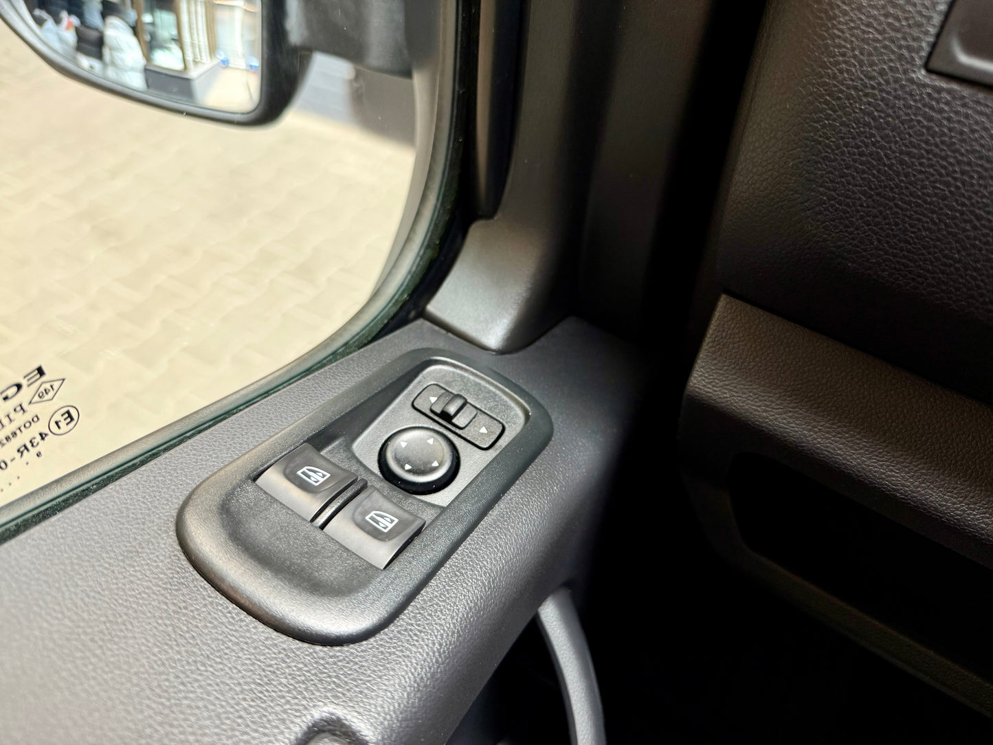 Nissan NV400 2.3 dCi L3H2 3,5t AUTOMATIK KLIMA CAM TEMP