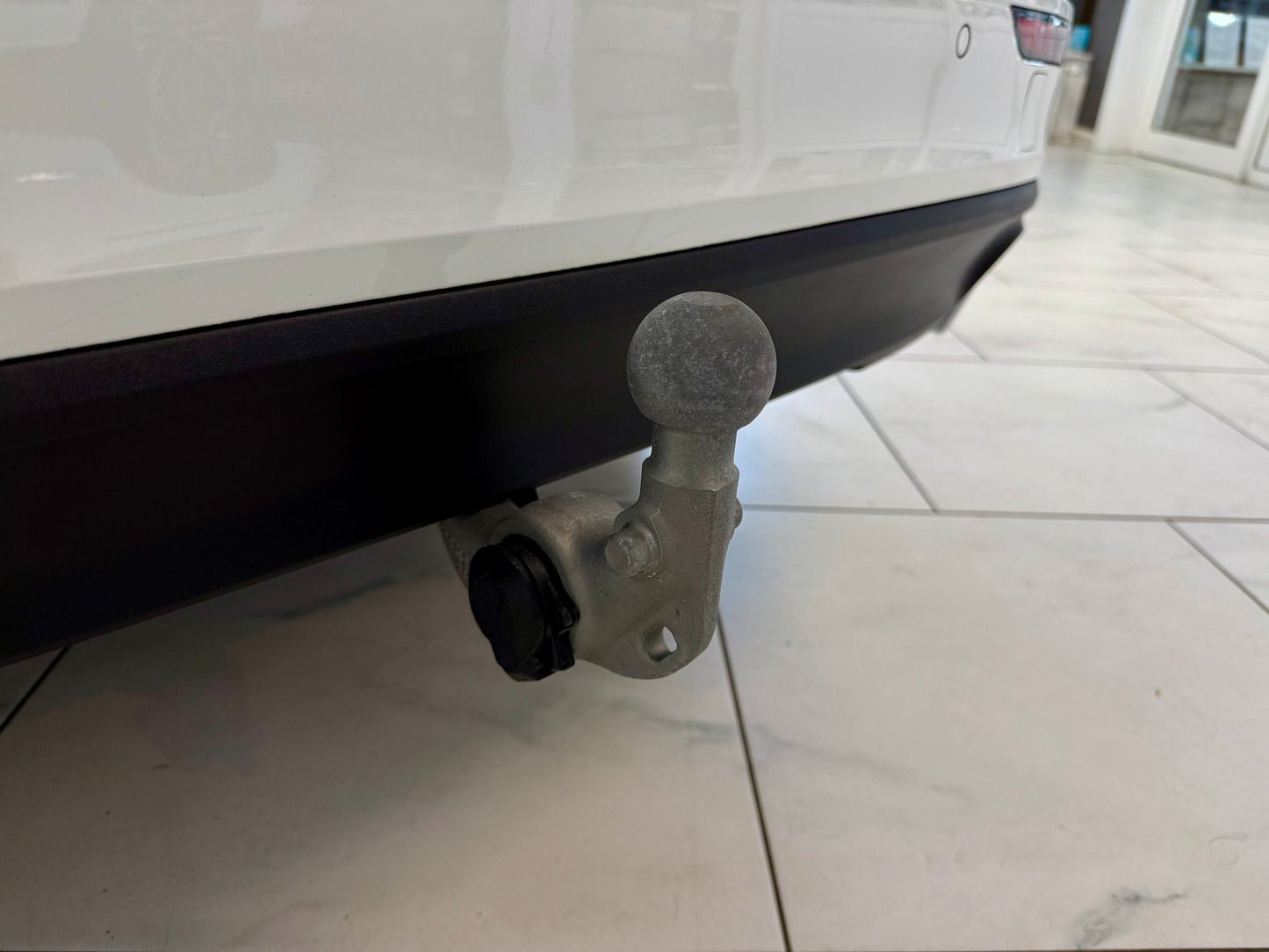 Volvo V60 2.0 B4 AUT LED NAVI KAMERA AHK SHZ PDC