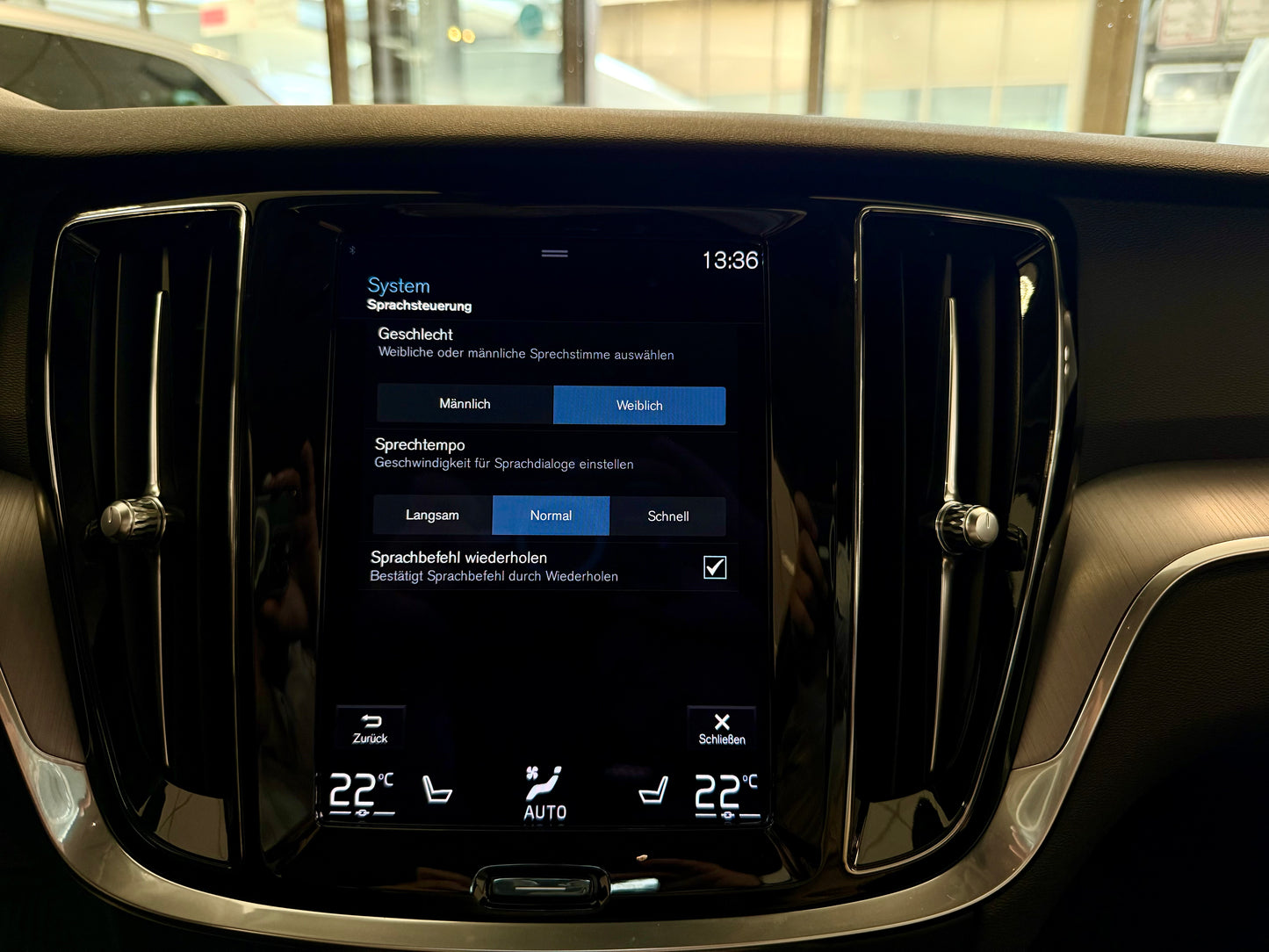 Volvo V60 2.0 B4 AUT LED NAVI KAMERA AHK SHZ PDC