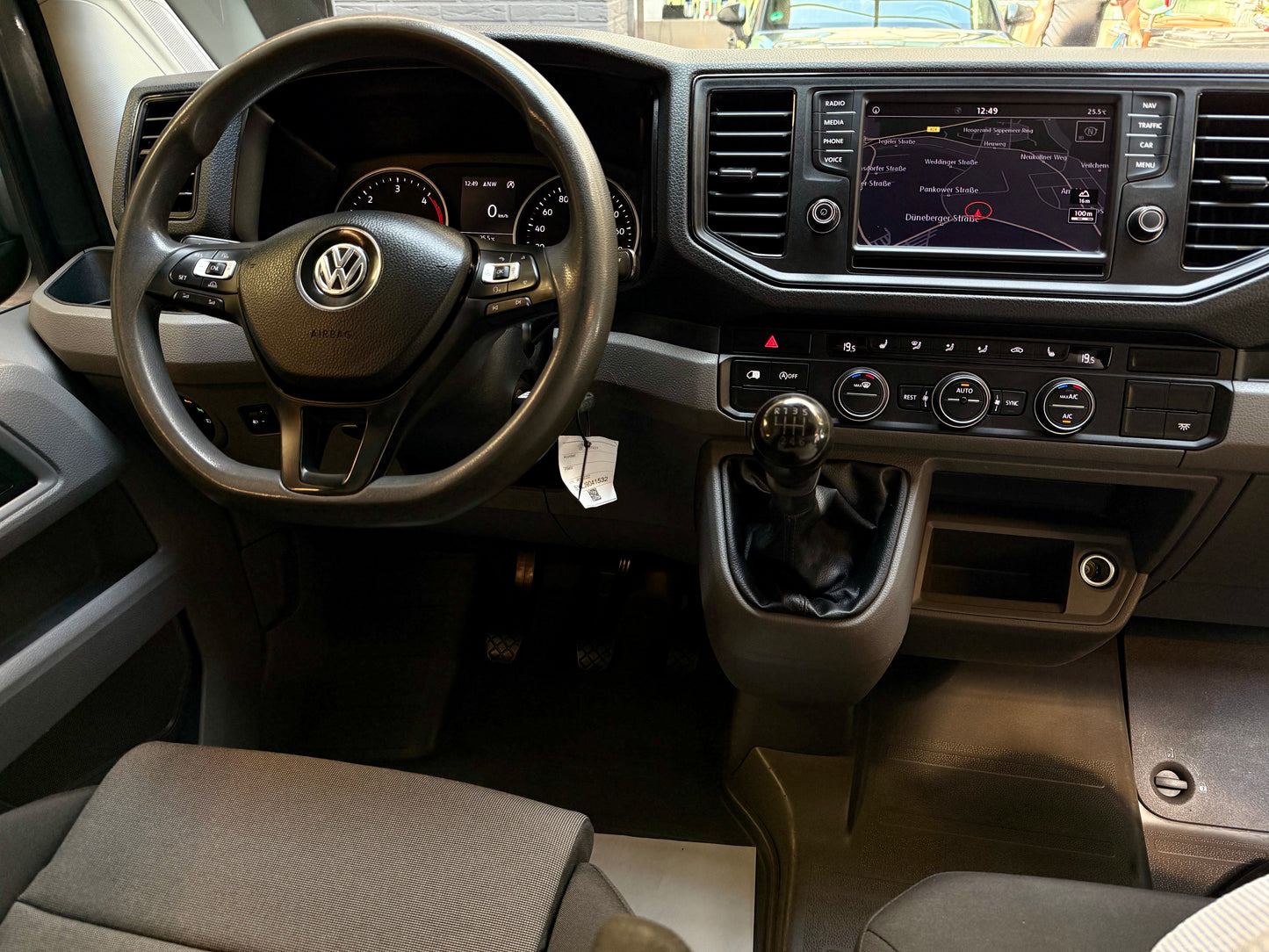Volkswagen Crafter 2.0 TDI L3H3 NAVI AHK KLIMA SHZ CAM 3,5t