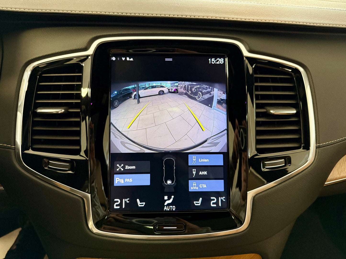 Volvo XC90 D5 AWD INSCRIPTION 7STZ AHK B&W PANO HEADUP