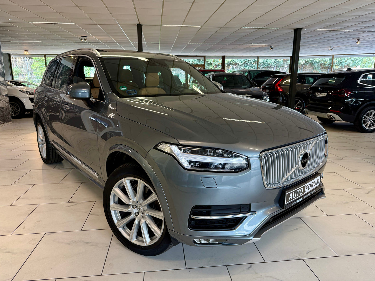Volvo XC90 D5 AWD INSCRIPTION 7STZ AHK B&W PANO HEADUP