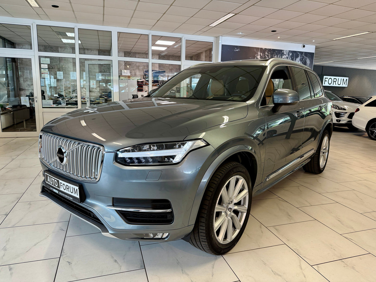 Volvo XC90 D5 AWD INSCRIPTION 7STZ AHK B&W PANO HEADUP