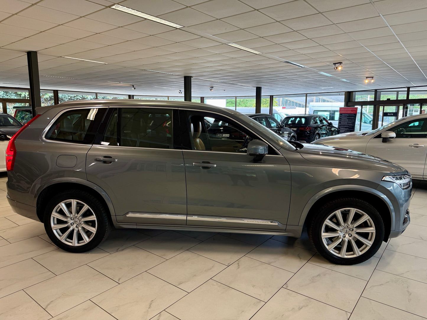 Volvo XC90 D5 AWD INSCRIPTION 7STZ AHK B&W PANO HEADUP