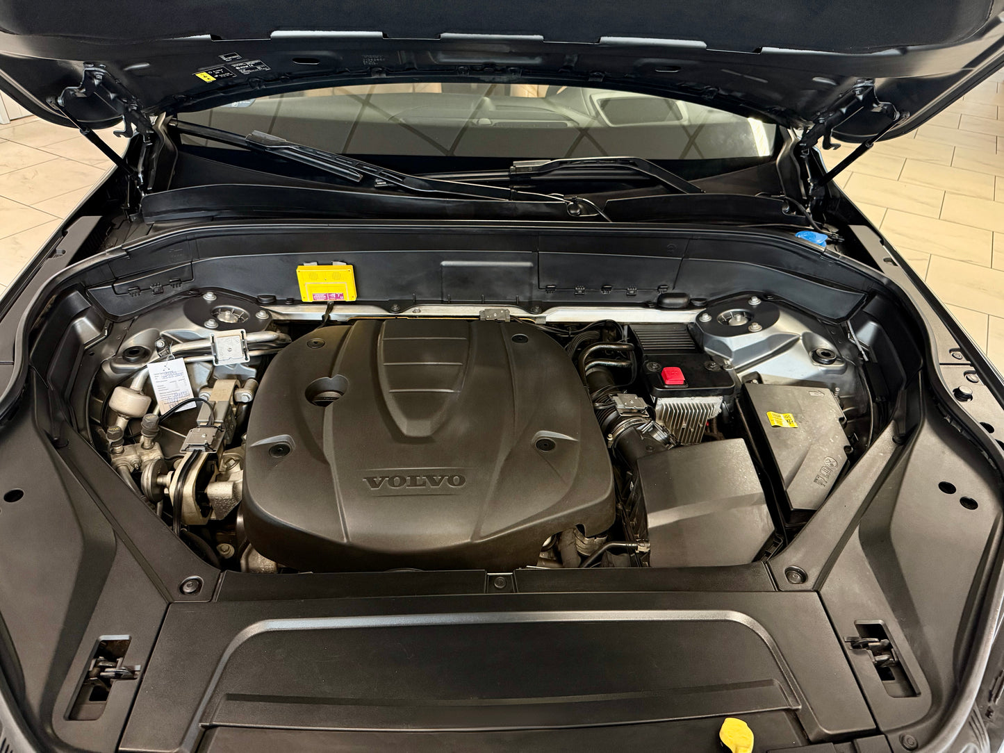 Volvo XC90 D5 AWD INSCRIPTION 7STZ AHK B&W PANO HEADUP