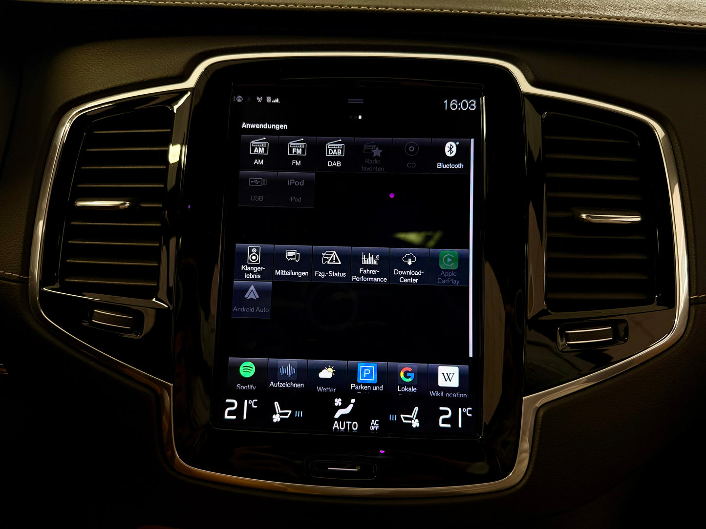 Volvo XC90 D5 AWD INSCRIPTION 7STZ AHK B&W PANO HEADUP