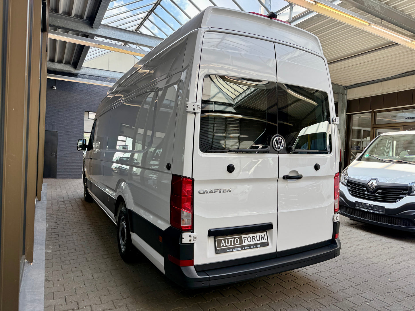 Volkswagen Crafter 2.0 TDI L5H4 3,5t KLIMA NAVI KAMERA PDC