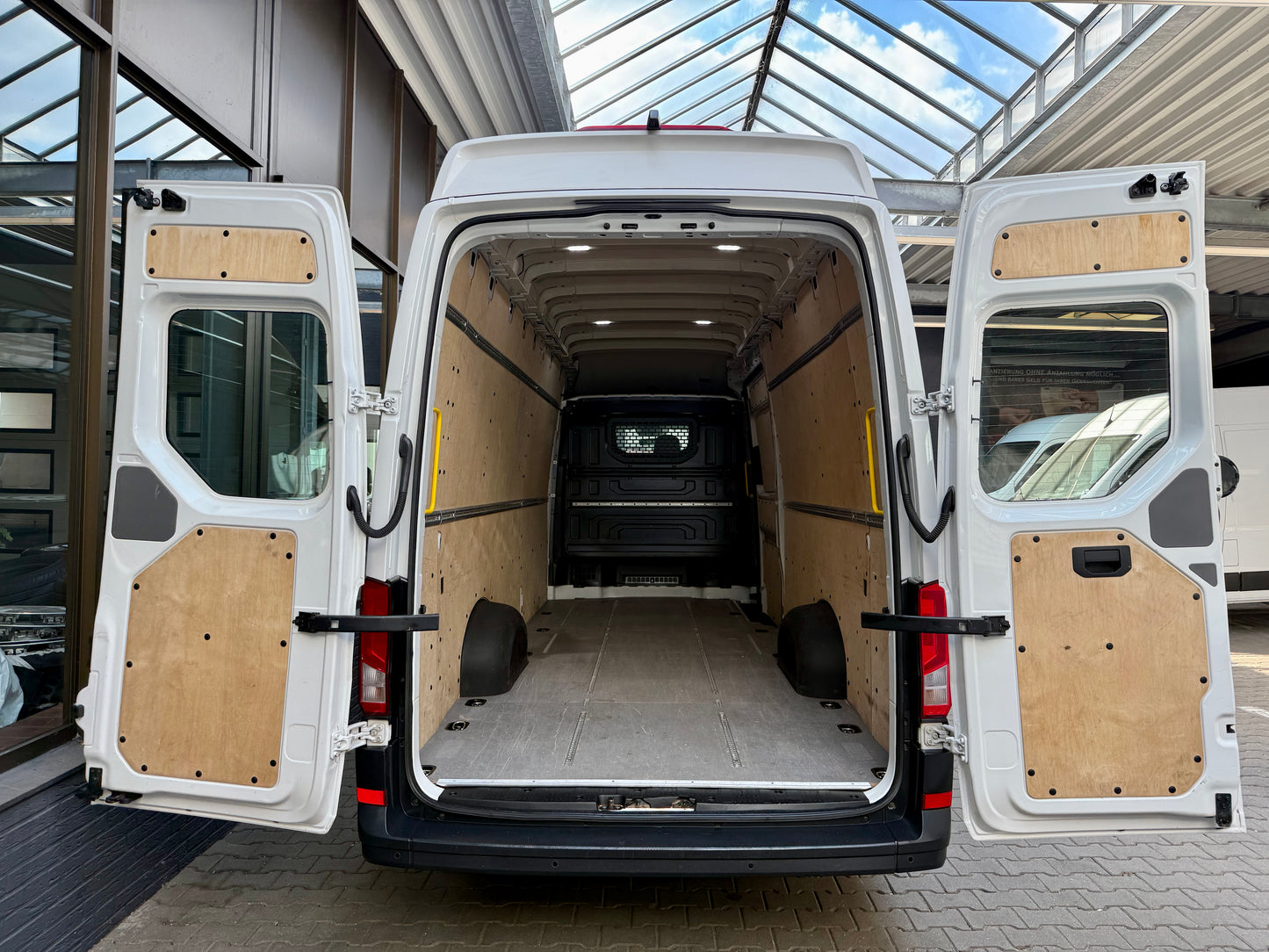 Volkswagen Crafter 2.0 TDI L5H4 3,5t KLIMA NAVI KAMERA PDC