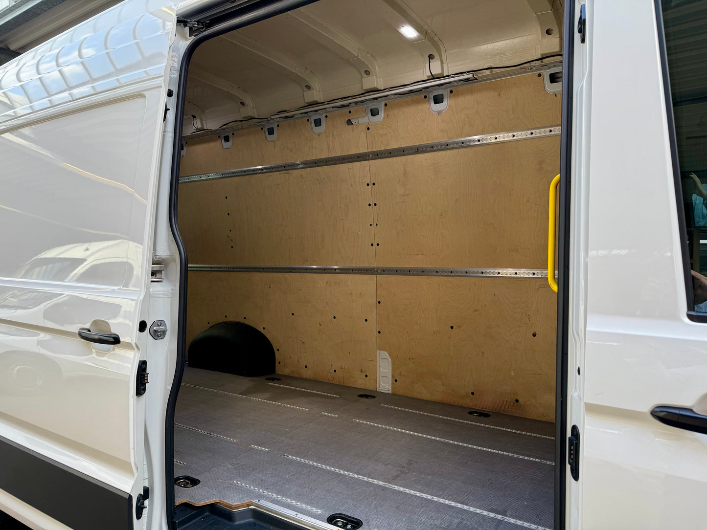 Volkswagen Crafter 2.0 TDI L5H4 3,5t KLIMA NAVI KAMERA PDC