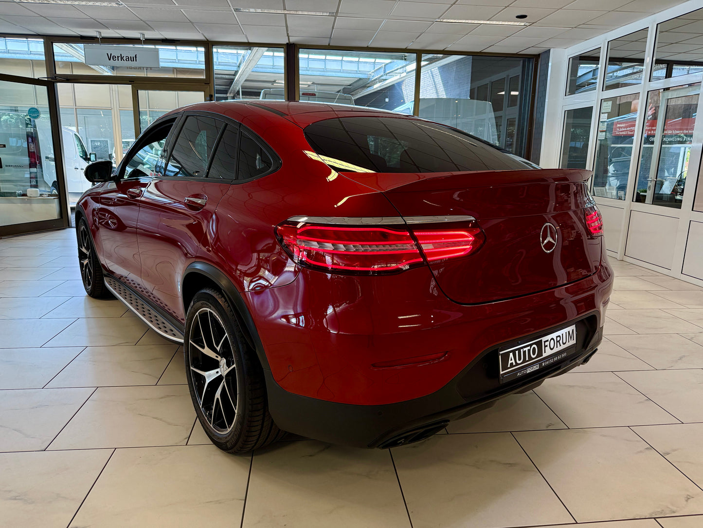Mercedes-Benz GLC 43 AMG COUPE BURMESTER NIGHT AHK 360 DESIGNO