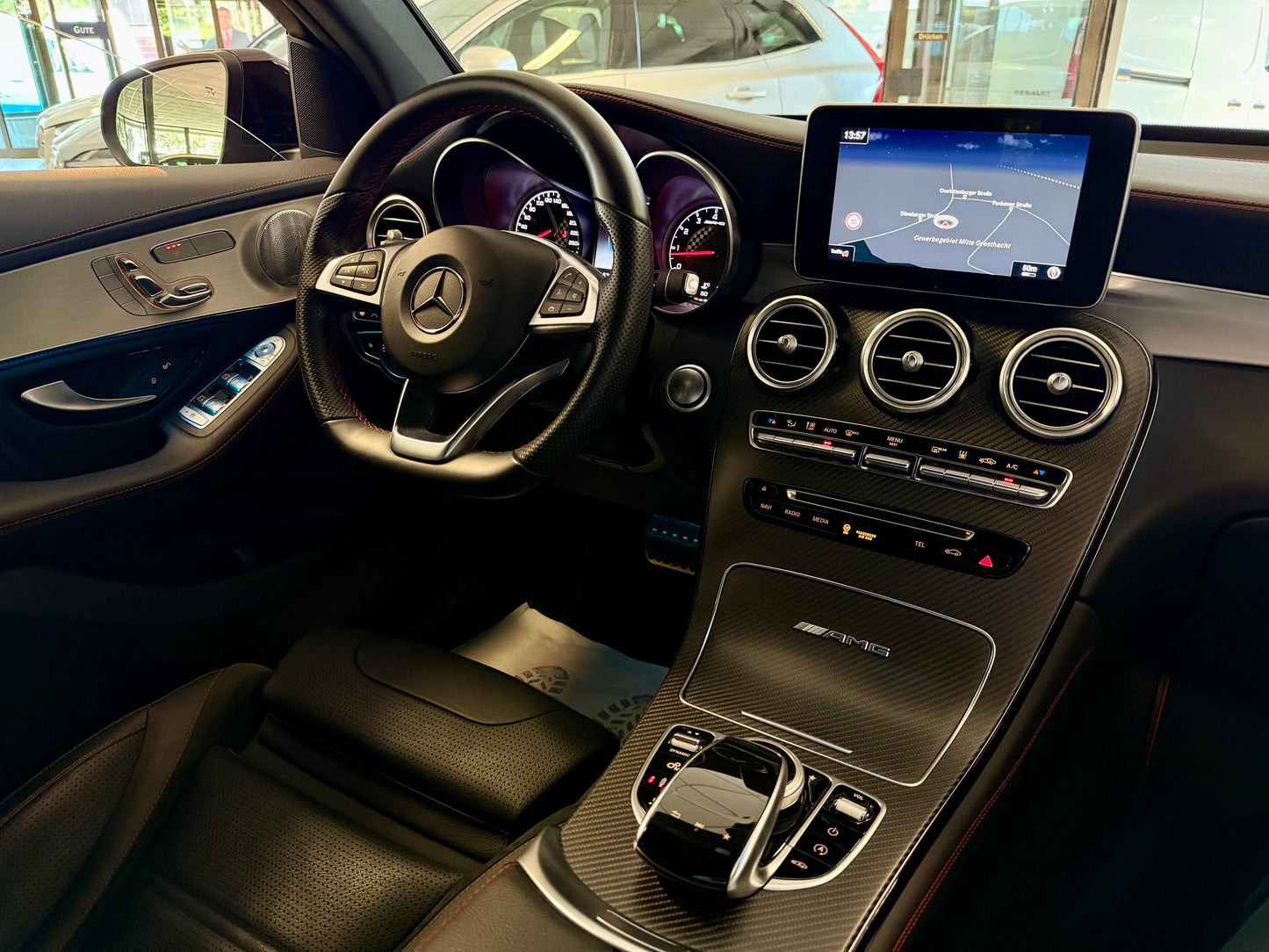 Mercedes-Benz GLC 43 AMG COUPE BURMESTER NIGHT AHK 360 DESIGNO