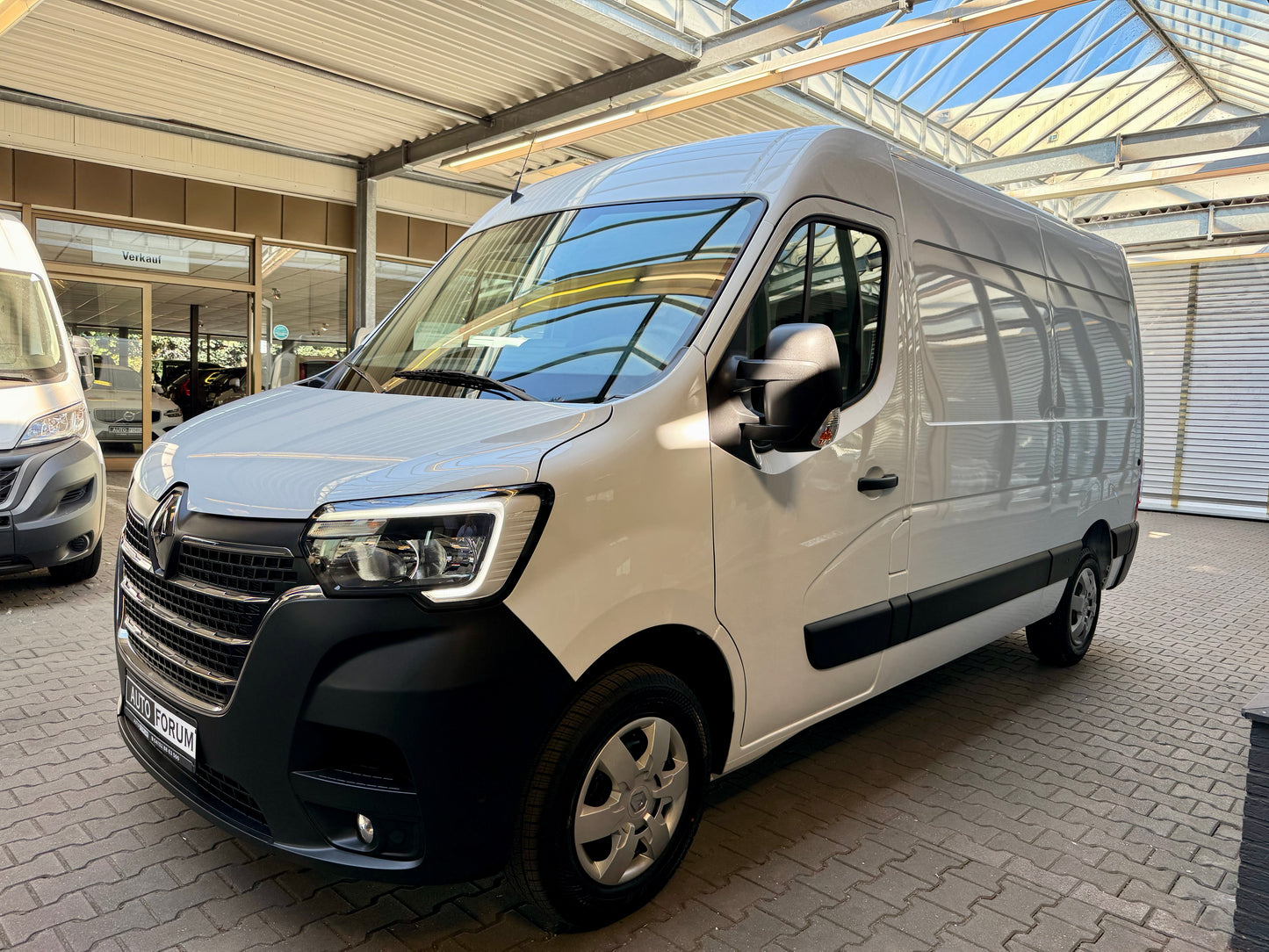 Renault Master 2.3 dCi L2H2 KLIMA NAVI CAM TEMPOMAT 3STZ