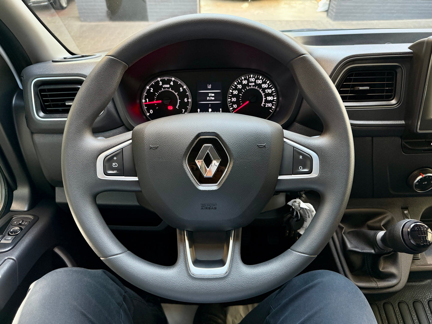 Renault Master 2.3 dCi L2H2 KLIMA NAVI CAM TEMPOMAT 3STZ